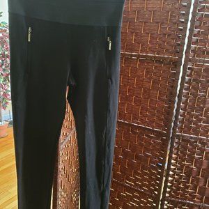 **SOLD**Zara Skinny Trousers